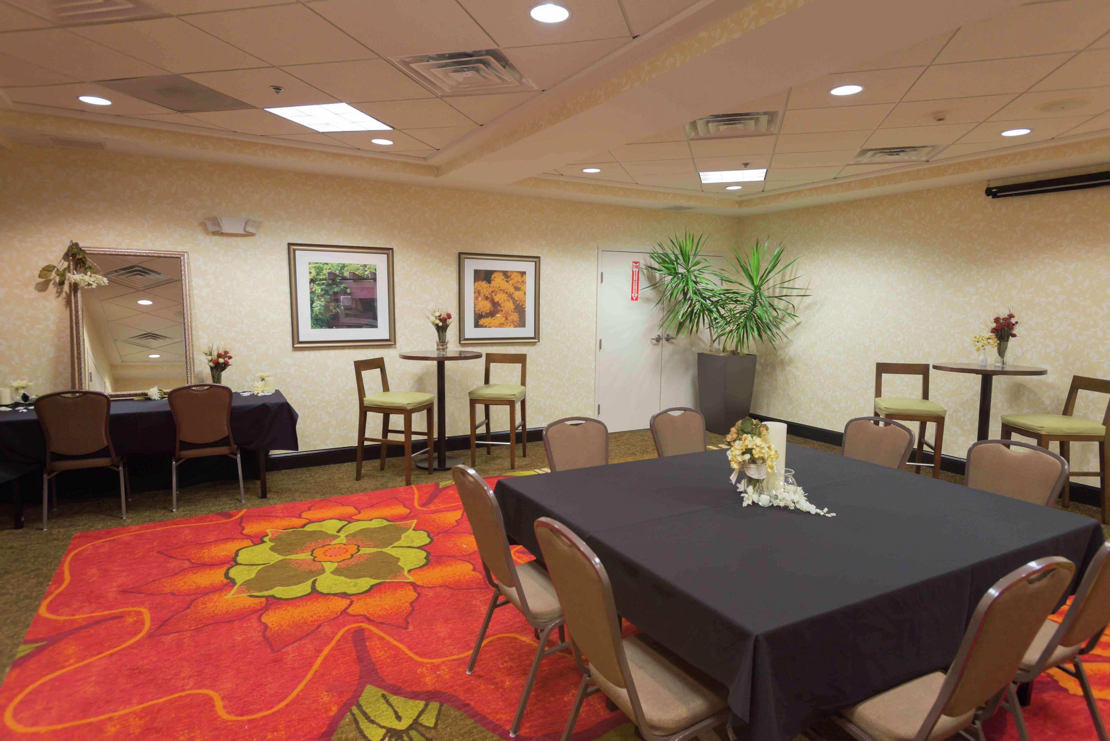 Hilton Garden Inn Merrillville Exteriér fotografie